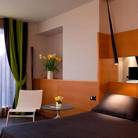 Hotel Zone-2